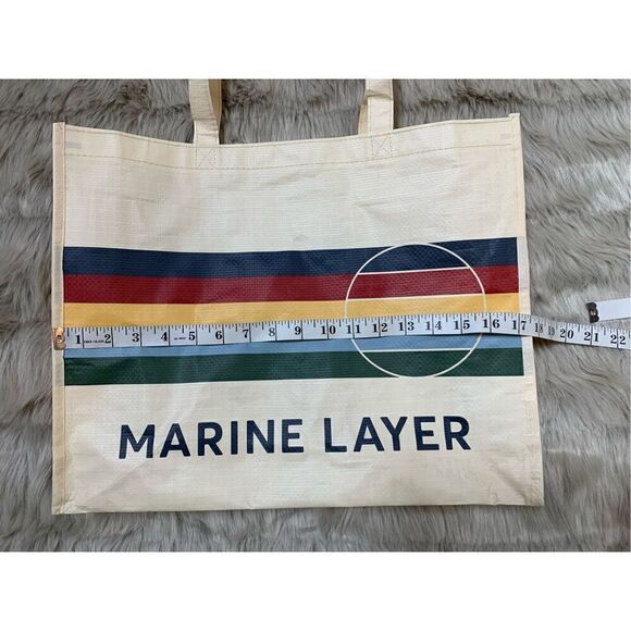 Marine Layer Reusable Bag - Picture 4 of 5
